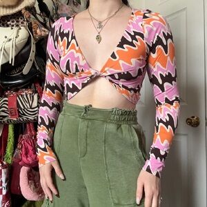 MONKI NWT WRAP TOP SWIRLY SMALL